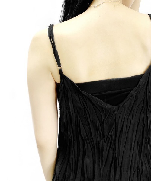 LVEU.（ラブユ.）の「Gather design washer one-piece