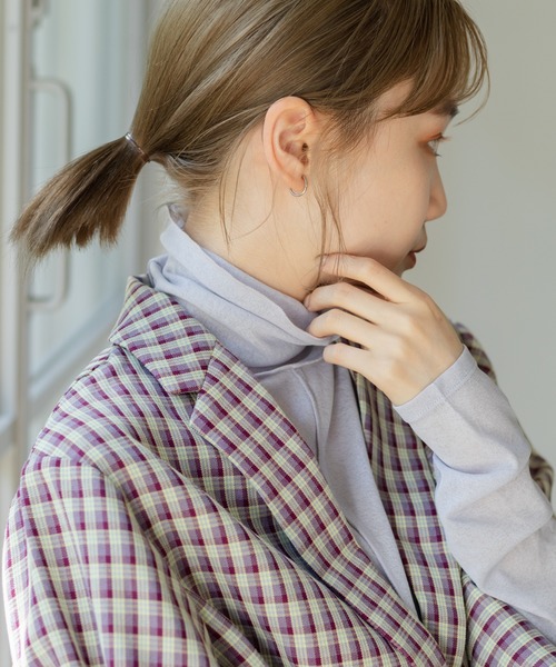 Kastane（カスタネ）の「ハイネックストレッチインナー（Tシャツ/カットソー・レディース・アイボリー/モカ/パープル/ピンク/ブラック・FREE）」の4枚目の写真