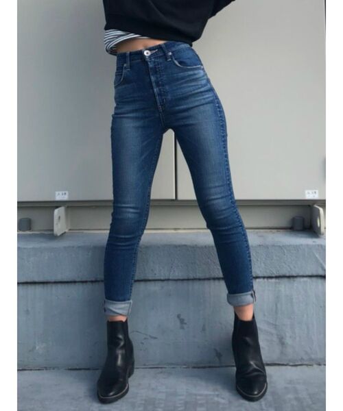 GYDA（ジェイダ）の「SLENDER STANDARD  スキニーデニムPT（デニムパンツ・レディース・ブルー・XX-SMALL）」の3枚目の写真