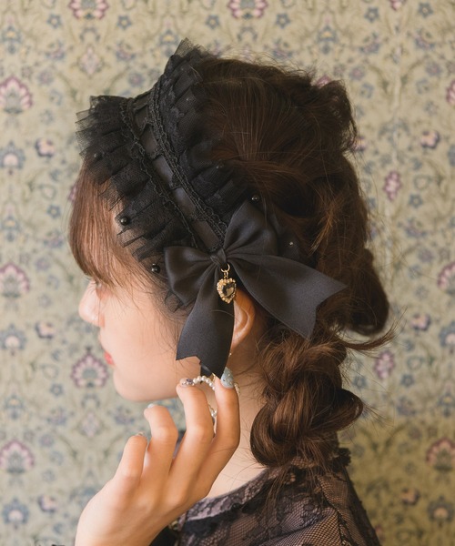 ROJITA（ロジータ）の「リボンレースヘッドドレス（カチューシャ・レディース・ピンク/ブラック・FREE）」の6枚目の写真