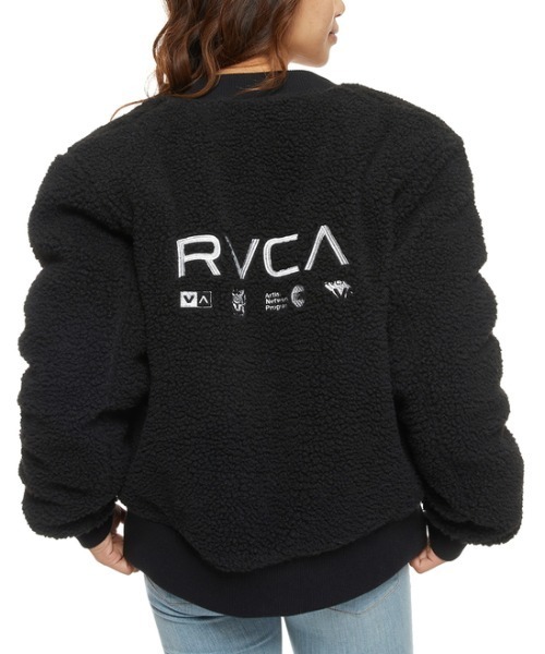 RVCA(ルーカ)の「RVCA レディース HOTH MA-1 JACKET ジャケット【2021年秋冬モデル】/ルーカリバーシブルボアブルゾン(ブルゾン・レディース・ブラック/ナチュラル/スカイブルー・X-SMALL/SMALL)」の4枚目の写真