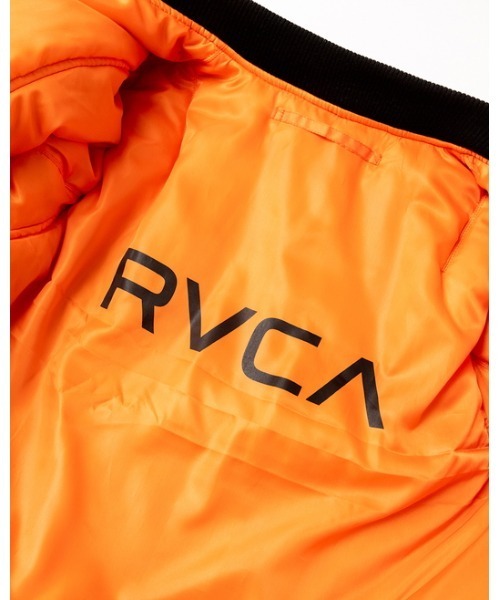RVCA(ルーカ)の「RVCA レディース HOTH MA-1 JACKET ジャケット【2021年秋冬モデル】/ルーカリバーシブルボアブルゾン(ブルゾン・レディース・ブラック/ナチュラル/スカイブルー・X-SMALL/SMALL)」の11枚目の写真