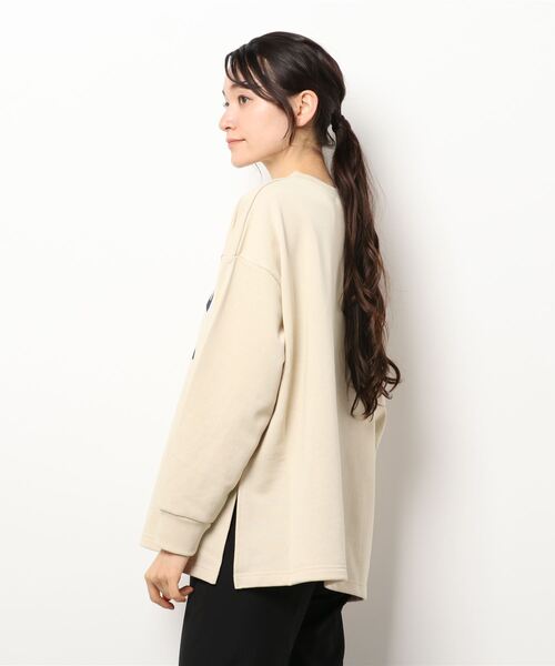 Samansa Mos2 blue（サマンサモスモスブルー）の「サイドスリットロゴスウェット（スウェット・レディース・オフホワイト/ブルー/クリーム・ﾌﾘ-）」の4枚目の写真