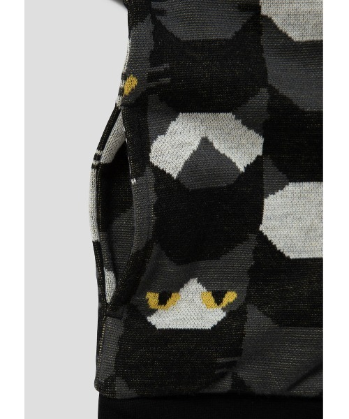 Design Tshirts Store graniph（デザイン　ティーシャツ　ストア　グラニフ）の「キャットタイル｜キッズジャカードジップパーカー（パーカー・キッズ・スミクロ・110/130）」の4枚目の写真