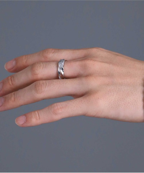 LION HEART(ライオンハート)の「“for Gift”ツイストテクスチャーリング(6mm幅)/シルバー925【LION HEART / ライオンハート】(リング・メンズ・シルバー・9号/11号/13号/15号/17号/19号/21号/23号)」の12枚目の写真