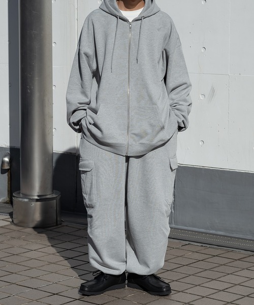 kutir(クティール)の「スウェットカーゴパンツ(セットアップ着用可)(スウェットパンツ・メンズ・ライトグレー/イエロー/グリーン・MEDIUM/LARGE)」の4枚目の写真