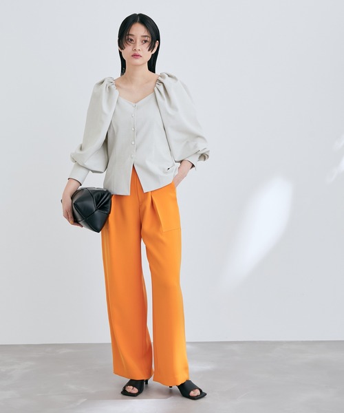 ADD CULUMN(アドカラム)の「【ADD CULUMN】PUFF - CLUCTH(クラッチバッグ・レディース・ブラック/オフホワイト・FREE)」の4枚目の写真