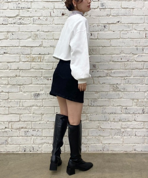 one after another NICE CLAUP(ワンアフターアナザーナイスクラップ)の「ショート刺繍スウェット(スウェット・レディース・オフホワイト/オートミール/ブルー/ライトピンク・FREE)」の7枚目の写真