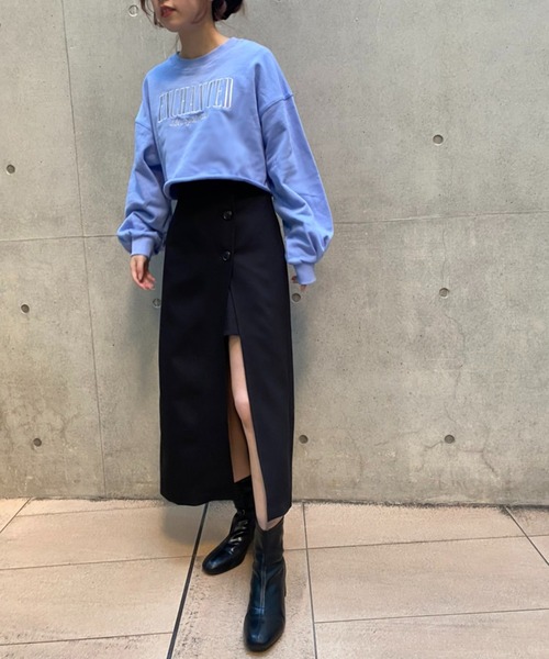 one after another NICE CLAUP(ワンアフターアナザーナイスクラップ)の「ショート刺繍スウェット(スウェット・レディース・オフホワイト/オートミール/ブルー/ライトピンク・FREE)」の19枚目の写真
