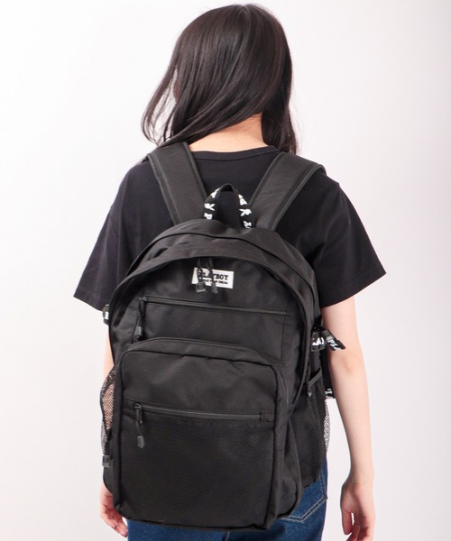 PLAYBOY（プレイボーイ）の「JUNESELECT　プレイボーイスクエアロゴ２層リュックサック（バックパック/リュック・メンズ・ブラック×ホワイト/ブラック×ブラック・FREE）」の2枚目の写真