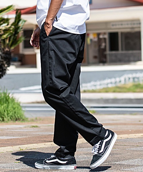 Dickies(ディッキーズ)の「『Dickies/ディッキーズ』【26AW リニューアル】T/Cツイルイージーテーパードパンツ チノパンツ(チノパンツ・メンズ・ブラック/カーキ/オリーブ/チャコール/ブルー系1/ブラック系1・M/L/XL)」の22枚目の写真