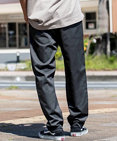 Dickies(ディッキーズ)の「『Dickies/ディッキーズ』【26AW リニューアル】T/Cツイルイージーテーパードパンツ チノパンツ(チノパンツ・メンズ・ブラック/カーキ/オリーブ/チャコール/ブルー系1/ブラック系1・M/L/XL)」の18枚目の写真
