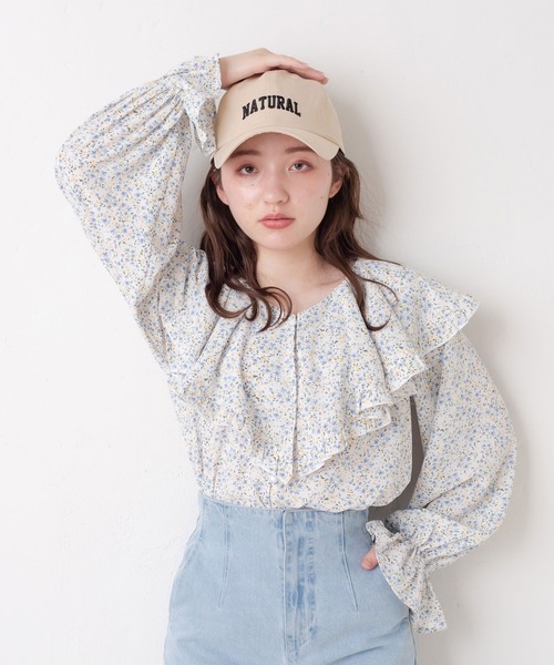 OLIVE des OLIVE（オリーブデオリーブ）の「ロゴ刺繍入りキャップ（キャップ・レディース・ホワイト/ブラック/ベージュ・FREE）」の13枚目の写真