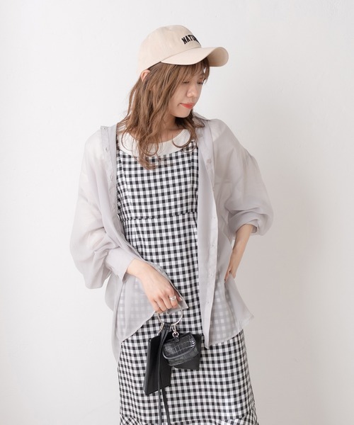 OLIVE des OLIVE（オリーブデオリーブ）の「ロゴ刺繍入りキャップ（キャップ・レディース・ホワイト/ブラック/ベージュ・FREE）」の14枚目の写真