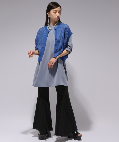 HARE（ハレ）の「TOROMIチュニックシャツ(HARE)（シャツ/ブラウス・レディース・ブラック/ブルー/オフホワイト・FREE）」の16枚目の写真