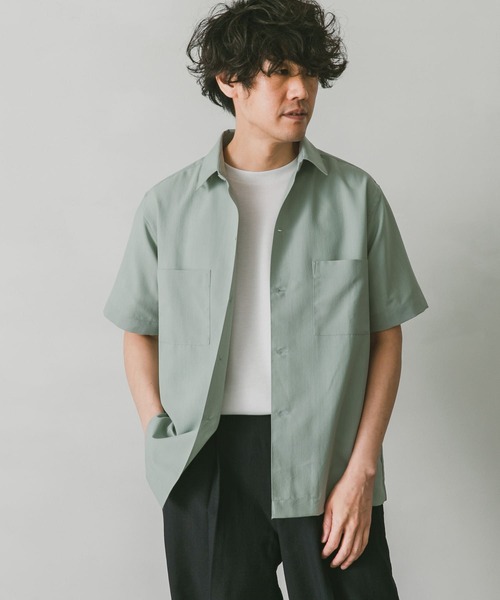 URBAN RESEARCH DOORS（アーバンリサーチドアーズ）の「セオアルファダブルポケットシャツ（シャツ/ブラウス・メンズ・ホワイト/グレー/カーキ/ブルー/グレー系その他・40/38）」の21枚目の写真