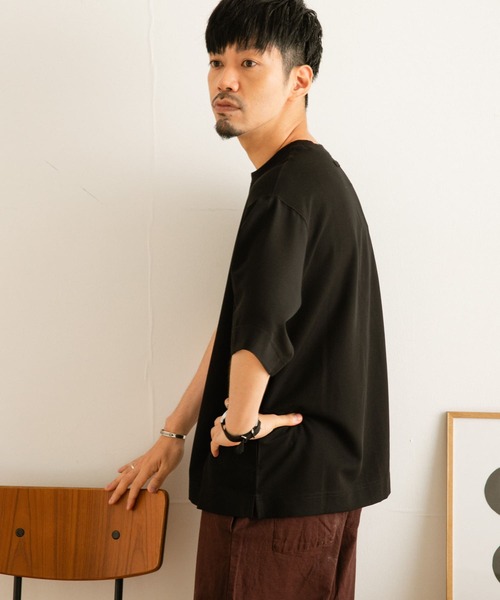ITEMS URBANRESEARCH(アイテムズ アーバンリサーチ)の「TRストレッチ 半袖Tシャツ(Tシャツ/カットソー・メンズ・ベージュ/ブルー/グレー/ブラック/パープル/グリーン・MEDIUM/LARGE)」の9枚目の写真