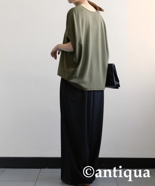 antiqua(アンティカ)の「変形ドルマントップス(Tシャツ/カットソー・レディース・ブラック/オフホワイト/ダークカーキ/パープル・FREE)」の6枚目の写真