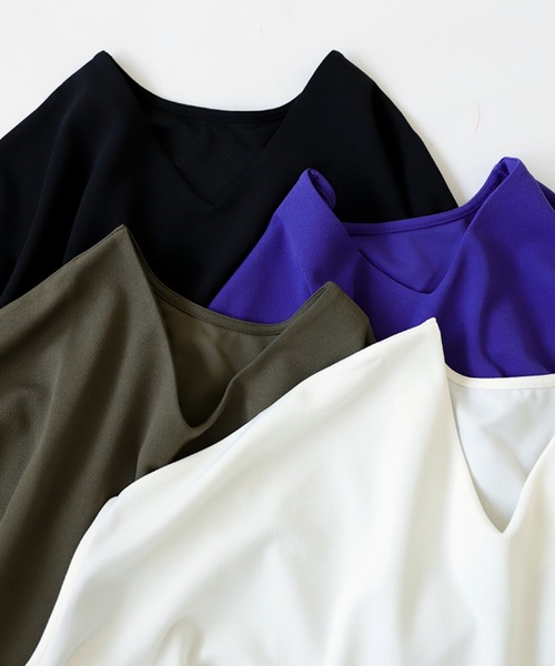 antiqua(アンティカ)の「変形ドルマントップス(Tシャツ/カットソー・レディース・ブラック/オフホワイト/ダークカーキ/パープル・FREE)」の17枚目の写真