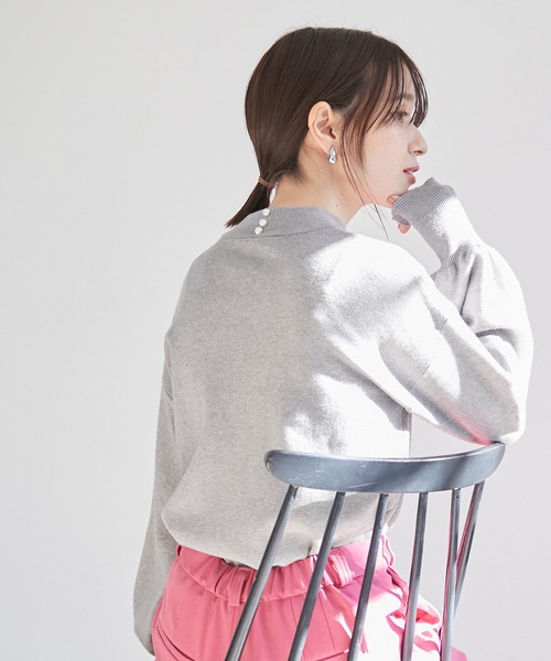 【吸湿発熱・エコベロ】バックパール釦ハイネックニット【sustainable】