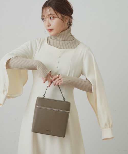 【専用】バニティバッグ スクエアバニティバッグ（ハンドバッグ）｜VANNIE U（ヴァニーユー）の