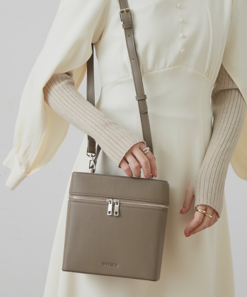 専用出品 バニティ&バッグ オフィシャル・楽天限定カラー】エコファーバニティバッグ