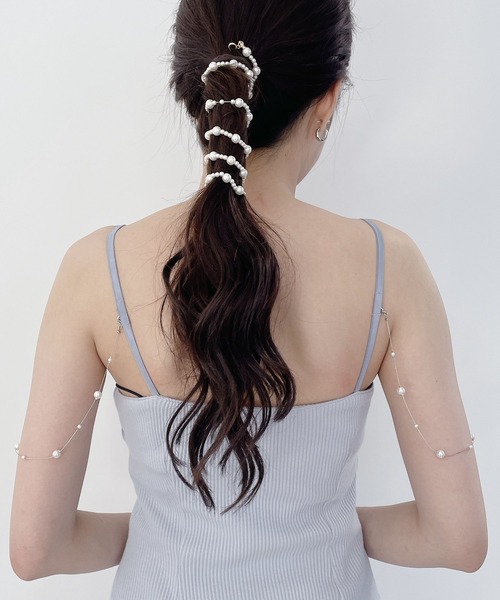 lilLilly(リルリリー)の「2WAYパールチェーン(その他ヘアアクセサリー・レディース・ゴールド・FREE)」の3枚目の写真
