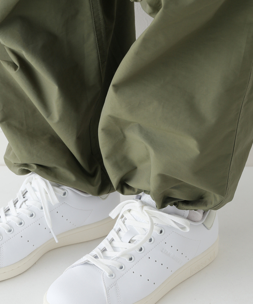 JOINT WORKS（ジョイントワークス）の「スーパーワイドカーゴパンツ（カーゴパンツ・レディース・ホワイト/カーキ・SMALL/MEDIUM）」の12枚目の写真