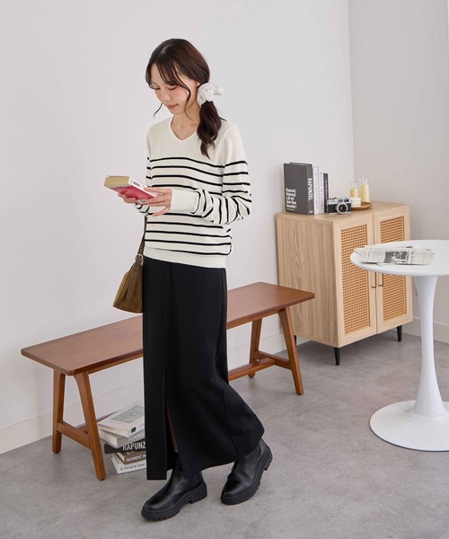 CHAN ME(チャンミ)の「カシミヤタッチVネックニット(ニット/セーター・レディース・ベージュ/チャコール/コーラル/レッド/ブラック/アイボリー/ブルー/グリーン/ホワイト×ブラック/オレンジ/グレー/ホワイト/ラベンダー/ホワイト系その他・MEDIUM/LARGE/X-LARGE)」の16枚目の写真