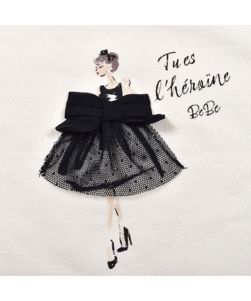 BeBe（ベベ）の「BeBe/USAコットン裏毛ヒロインプリントリボントレーナー(80~150cm)（スウェット・キッズ・ブルー/オフホワイト・100/120/150/90/130/140/80/110）」の19枚目の写真