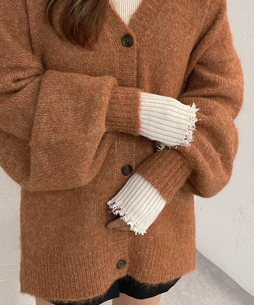 apres jour mignon（アプレジュールミニョン）の「ダメージニットアームウォーマー【ZOZOTOWN限定アイテム】（アームカバー・レディース・マスタード/アイボリー/ベージュ/ブラック・フリー）」の6枚目の写真