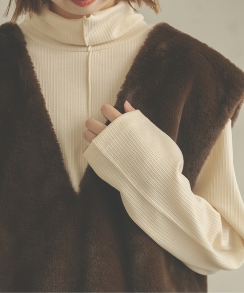 Ambre Neige(アンブルネージュ)の「【セットアイテム】ファーベスト&タートルネック/WEB/EC限定商品(その他トップス・レディース・ダークブラウン/ベージュ/アイボリー・FREE)」の13枚目の写真