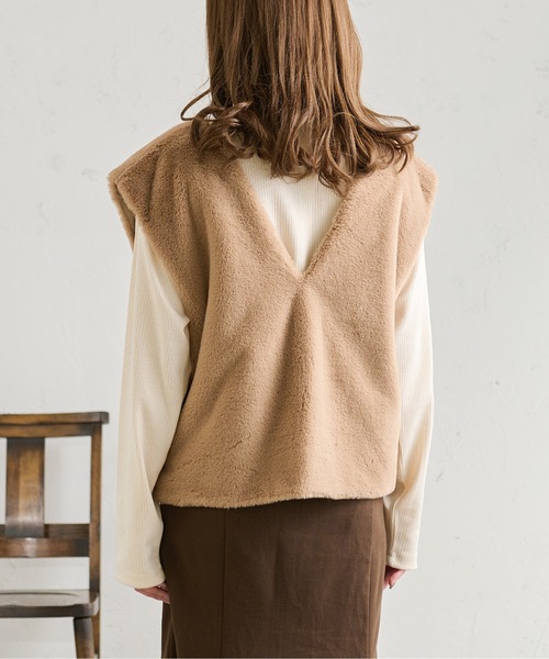 Ambre Neige(アンブルネージュ)の「【セットアイテム】ファーベスト&タートルネック/WEB/EC限定商品(その他トップス・レディース・ダークブラウン/ベージュ/アイボリー・FREE)」の20枚目の写真