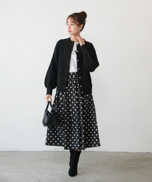 M.deux（エムドゥ）の「パールボタンカーデ（カーディガン/ボレロ・レディース・グレー/ブラック・MEDIUM）」の3枚目の写真