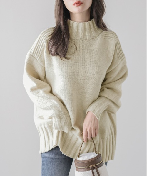 AMELY（エミリー）の「ゆったりニット（ニット/セーター・レディース・ブラック/オレンジ/ブルー/グリーン/アイボリー・フリー）」の2枚目の写真