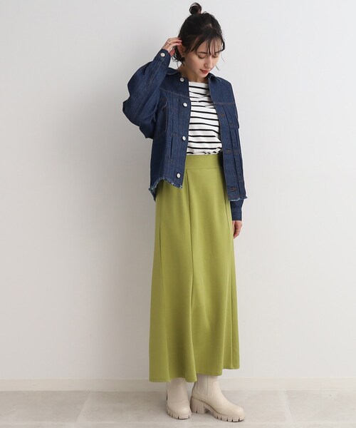 Cutie Blonde（キューティーブロンド）の「◆やわらかデニム【セットアップ可】裾フリンジGジャン（デニムジャケット・レディース・ダークネイビー/ブルー・01/02/03）」の11枚目の写真