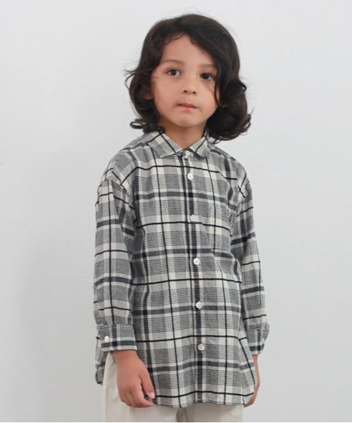 FITH(フィス)の「モールチェック ロング 長袖シャツ(シャツ/ブラウス・キッズ・ホワイト/ネイビー・140/130)」の1枚目の写真