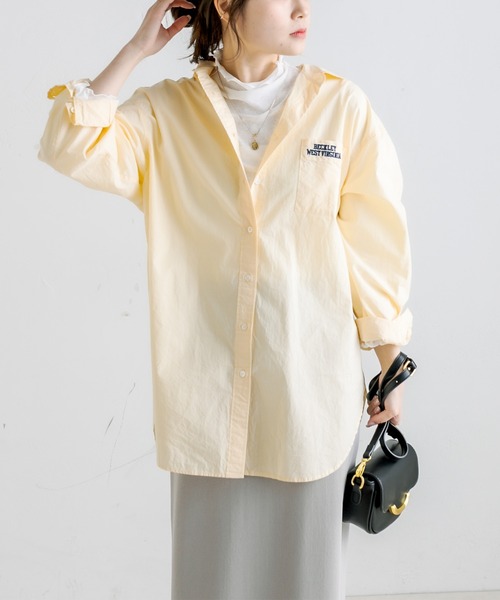 PUAL CE CIN（ピュアルセシン）の「ロゴ刺繍オーバーシャツ（シャツ/ブラウス・レディース・オフホワイト/ブルー/ピンク/イエロー・FREE）」の3枚目の写真