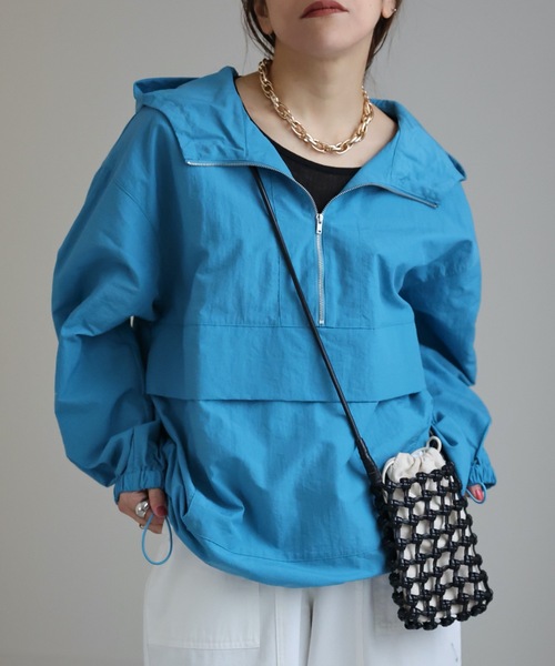 ap retro(アプレトロ)の「アノラック/アノラックパーカー ナイロンブルゾン(ブルゾン・レディース・ブルー/オフホワイト/ブラック/ライトグレー/ライトカーキ/ベージュ・FREE)」の6枚目の写真