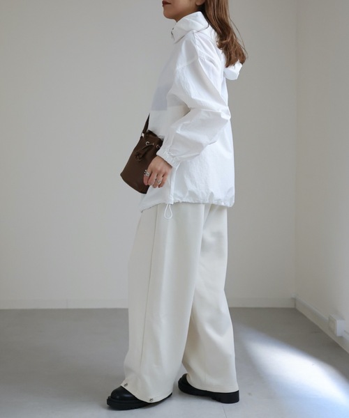 ap retro(アプレトロ)の「アノラック/アノラックパーカー ナイロンブルゾン(ブルゾン・レディース・ブルー/オフホワイト/ブラック/ライトグレー/ライトカーキ/ベージュ・FREE)」の15枚目の写真