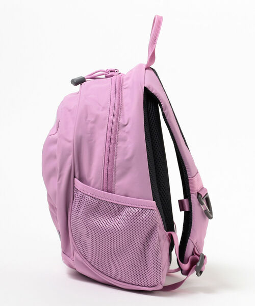 THE NORTH FACE(ザノースフェイス)の「THE NORTH FACE / ホームスライス リュック(バックパック/リュック・キッズ・パープル系その他5/ブラック/ベージュ・ONE SIZE)」の4枚目の写真