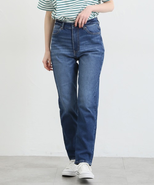 Honeys（ハニーズ）の「デニムテーパード（股下７０ｃｍ）（デニムパンツ・レディース・ワンウォッシュ/ライトインディゴブルー・S/M/L/LL）」の6枚目の写真