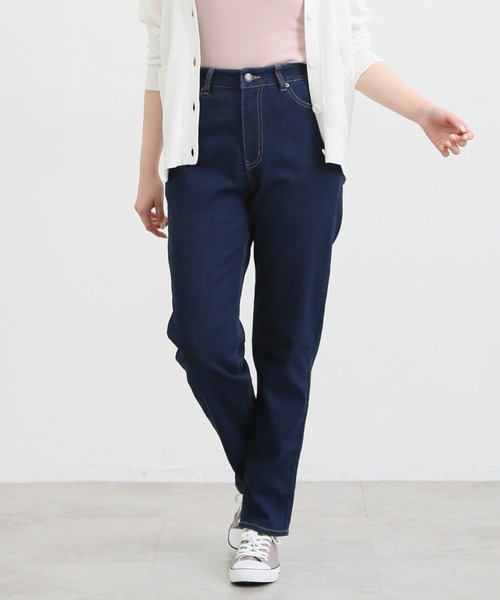 Honeys（ハニーズ）の「デニムテーパード（股下７０ｃｍ）（デニムパンツ・レディース・ワンウォッシュ/ライトインディゴブルー・S/M/L/LL）」の4枚目の写真