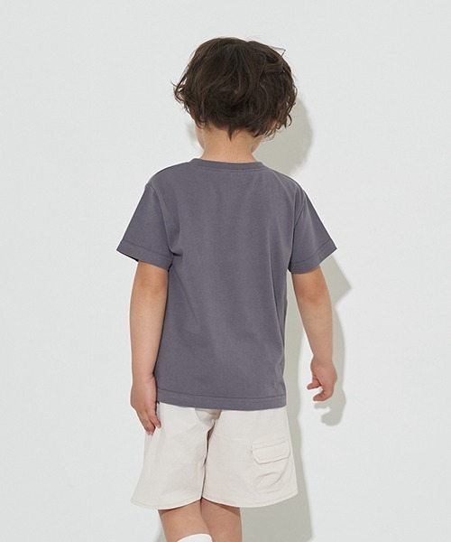 b・ROOM(ビールーム)の「【型崩れしないやわらかコットン】サガラワッペン半袖Tシャツ(Tシャツ/カットソー・キッズ・グレイッシュベージュ/イエロー/ネイビー/チャコール/グリーン・100cm/110cm/120cm/130cm/140cm/150cm)」の15枚目の写真