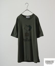 PEANUTS スヌーピー スポーツイラスト　ピグメント加工 半袖Tシャツ