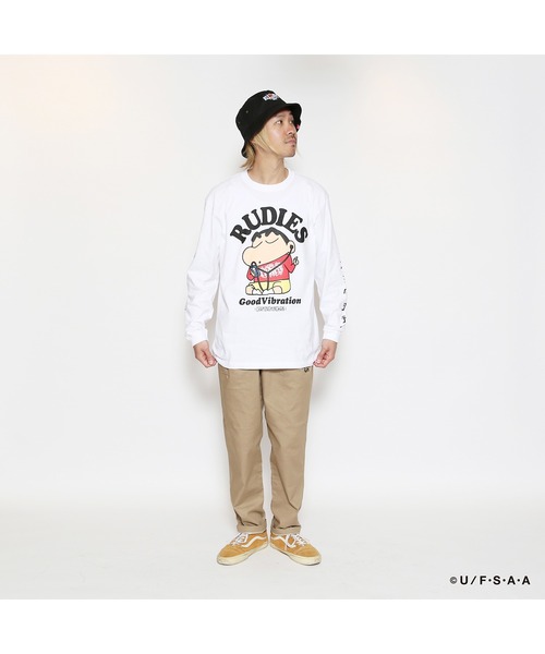 RUDIE'S(ルーディーズ)の「RUDIE'SxCRAYON SHINCHAN GOOD MUSIC LS TEE /ルーディーズ クレヨンしんちゃん グッド ミュージック ロングスリーブ Tシャツ(Tシャツ/カットソー・メンズ・ブラック/ホワイト・M/XL/S/L/XXL)」の1枚目の写真