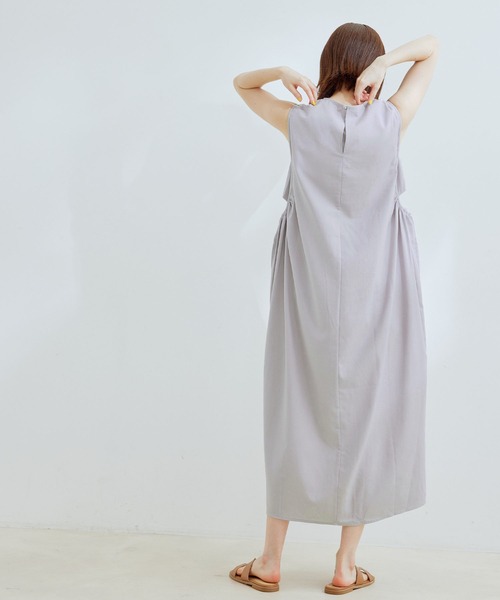 Jayro(ジャイロ)の「綿麻サイドオープンノースリブワンピース(ワンピース・レディース・ブラウン系その他2/ラベンダー/グレー系その他・M)」の5枚目の写真