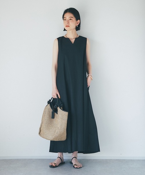 RIVE DROITE(リヴドロワ)の「1枚で着映えする/リネンコットンノースリワンピース(ワンピース・レディース・ブラック/ブラウン/レッド・FREE)」の7枚目の写真