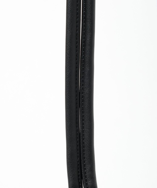 LAKOLE（ラコレ）の「フェイクレザー巾着BAG / 197909（ショルダーバッグ・メンズ・ライトグリーン/ブラック/アイボリー・FREE）」の5枚目の写真