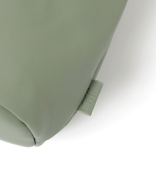 LAKOLE（ラコレ）の「フェイクレザー巾着BAG / 197909（ショルダーバッグ・メンズ・ライトグリーン/ブラック/アイボリー・FREE）」の9枚目の写真